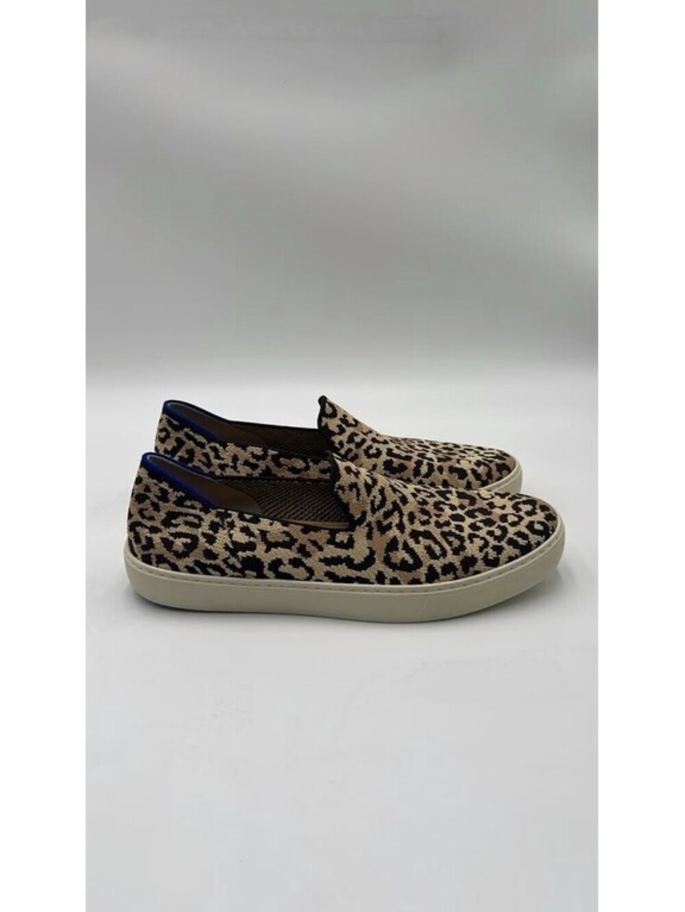 Women’s Rothy’s Leopard Print Knit Round Toe Slip On Low Top Sneakers Size 11